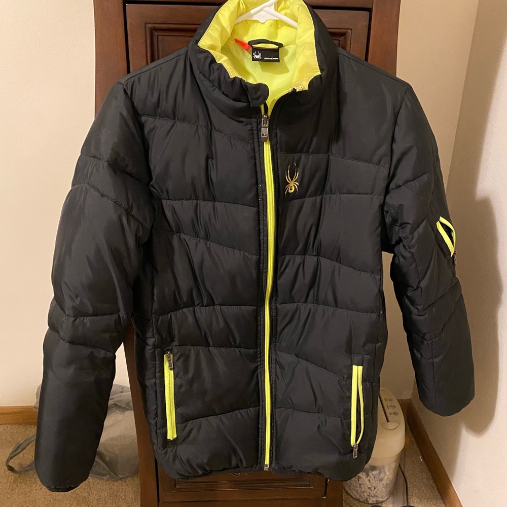 Spyder boys winter jacket size L, black